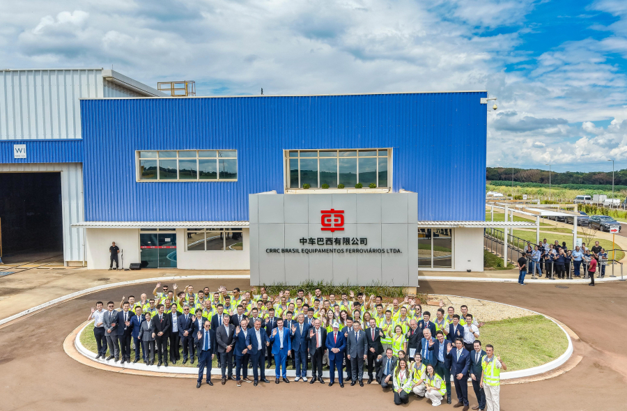 Lula visita fábrica da CRRC em Araraquara e reforça investimentos em ferrovias e mobilidade