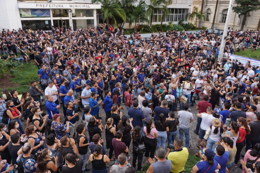 Servidores municipais rompem o silêncio, denunciam abandono da gestão e convocam manifestação para 11 de abril